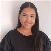 Egresada de psicología, campo educativo para estudiantes de primaria y secundaría